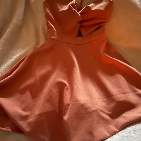 Light pink dress - Picture 4 of 4